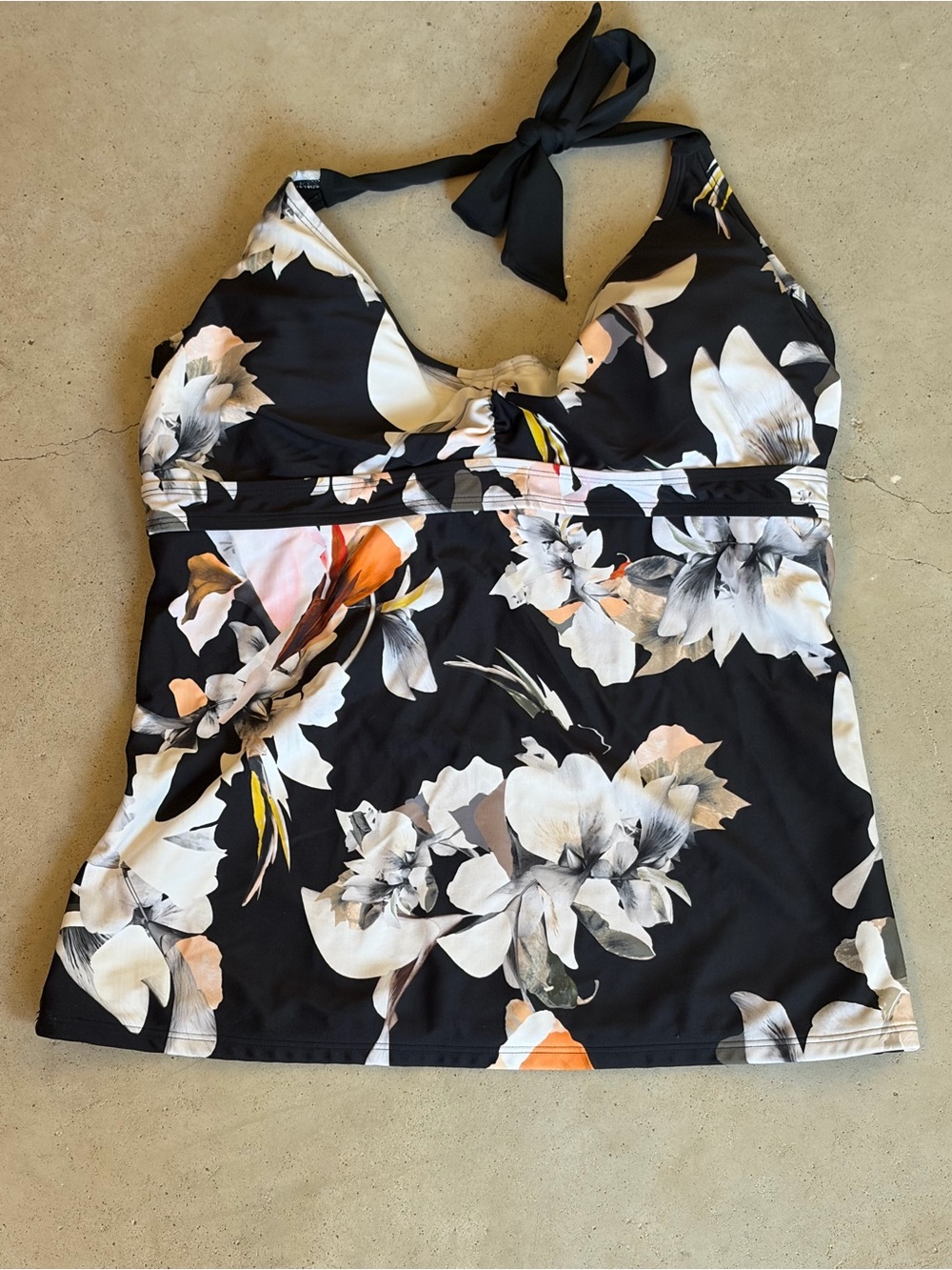 Athleta Hana Halter Tankini Swim Top 34D/DD Black Floral Underwire